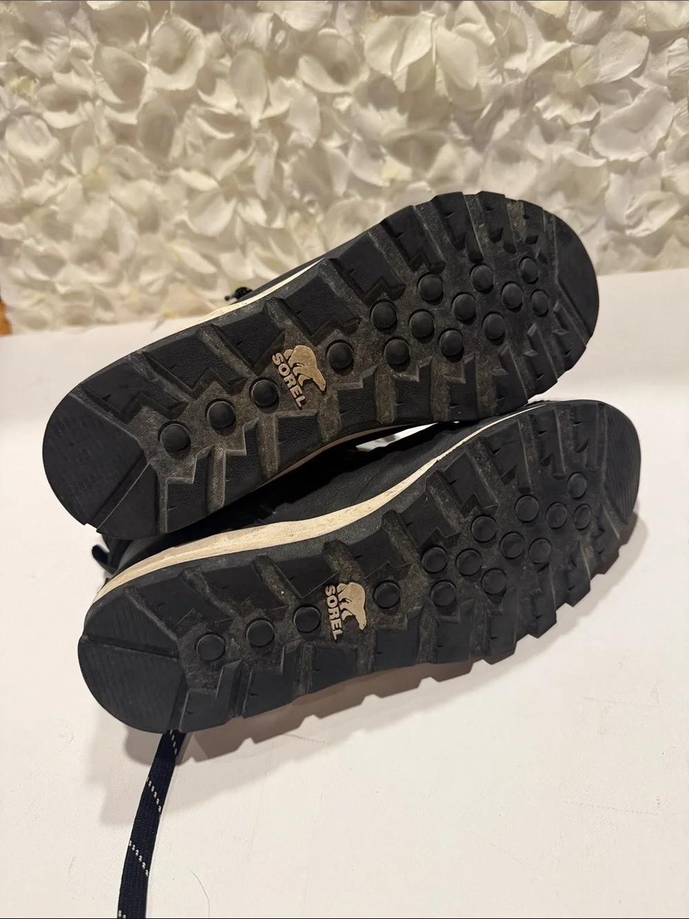 Sorel warm lace